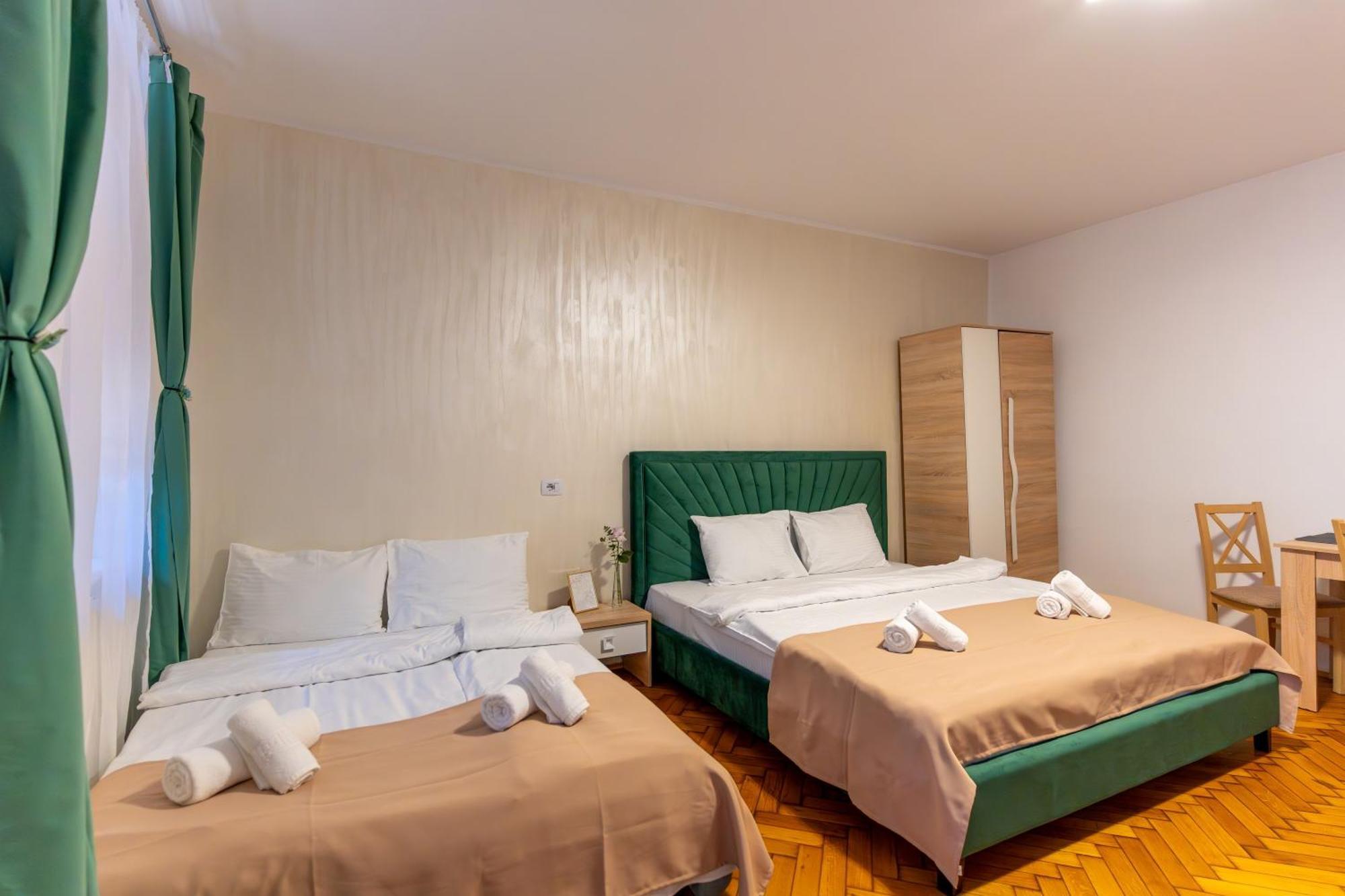 Crisan Residence - Vila Crisan บราชอฟ ภายนอก รูปภาพ