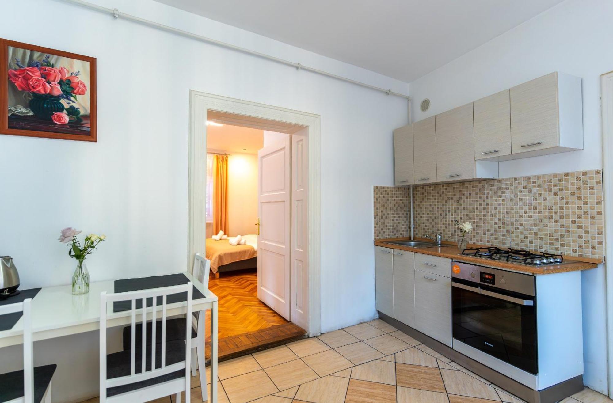 Crisan Residence - Vila Crisan บราชอฟ ภายนอก รูปภาพ