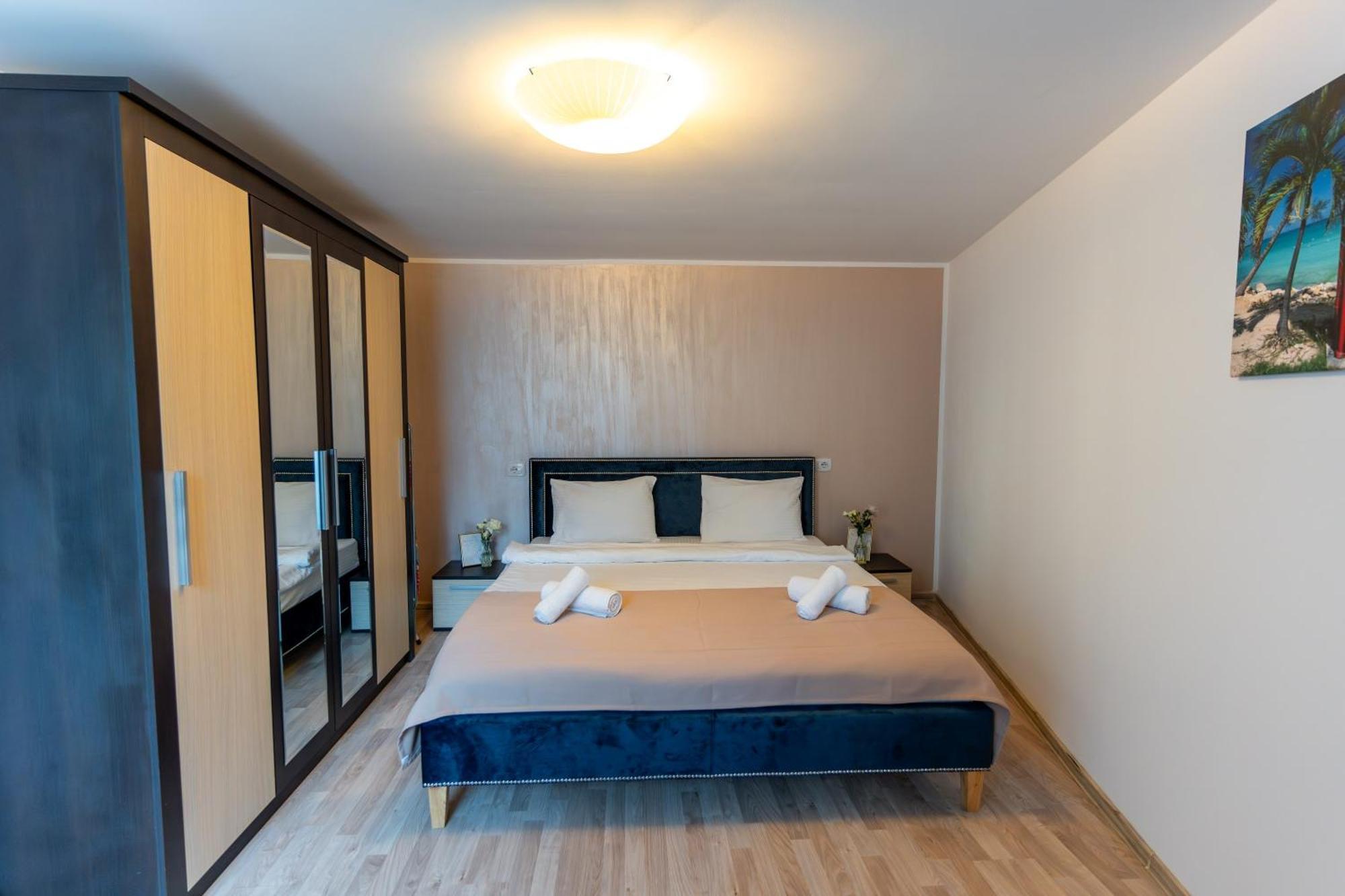 Crisan Residence - Vila Crisan บราชอฟ ภายนอก รูปภาพ