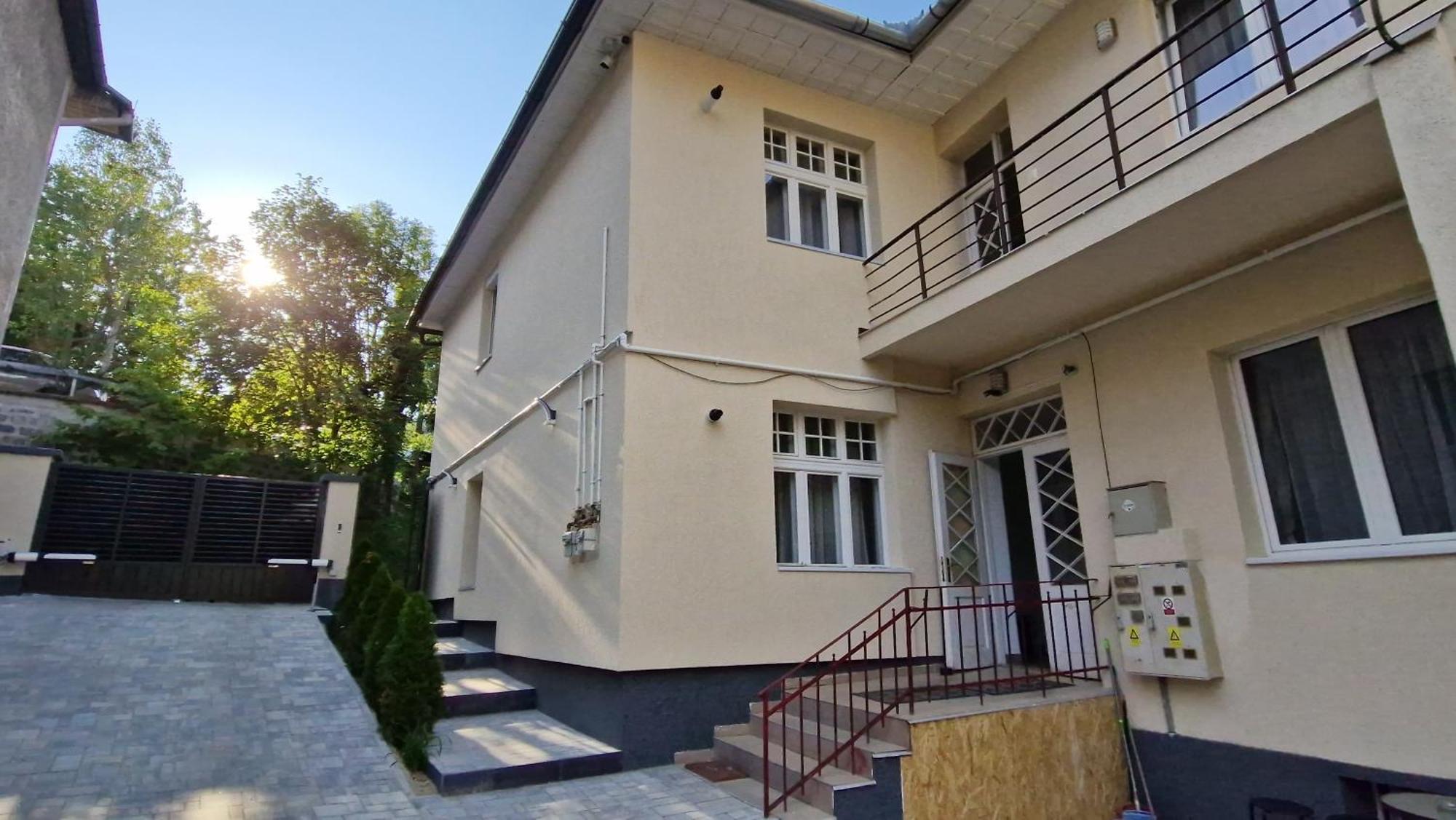 Crisan Residence - Vila Crisan บราชอฟ ภายนอก รูปภาพ