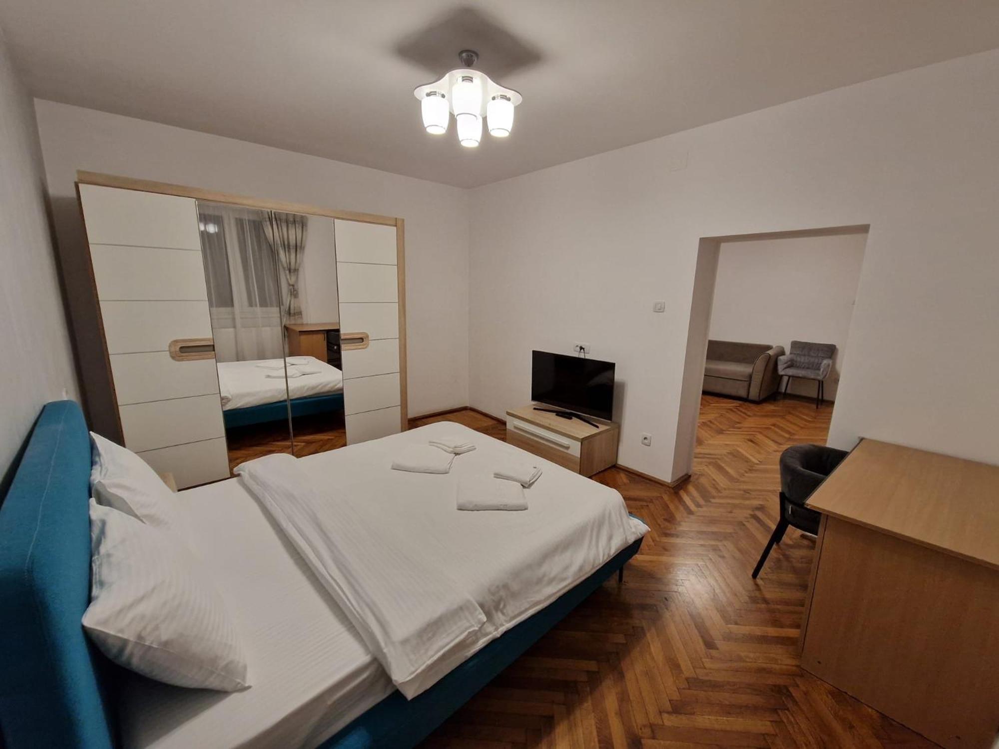 Crisan Residence - Vila Crisan บราชอฟ ภายนอก รูปภาพ